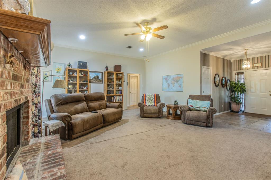 704 Saraatoga Drive