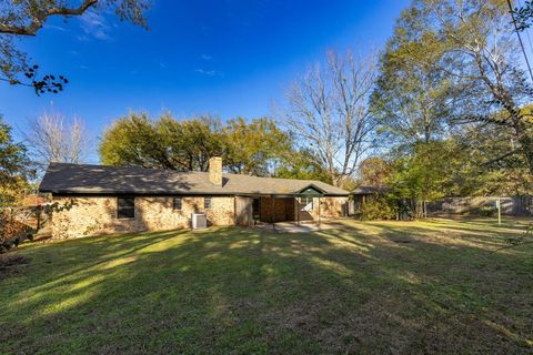 A home in Quitman