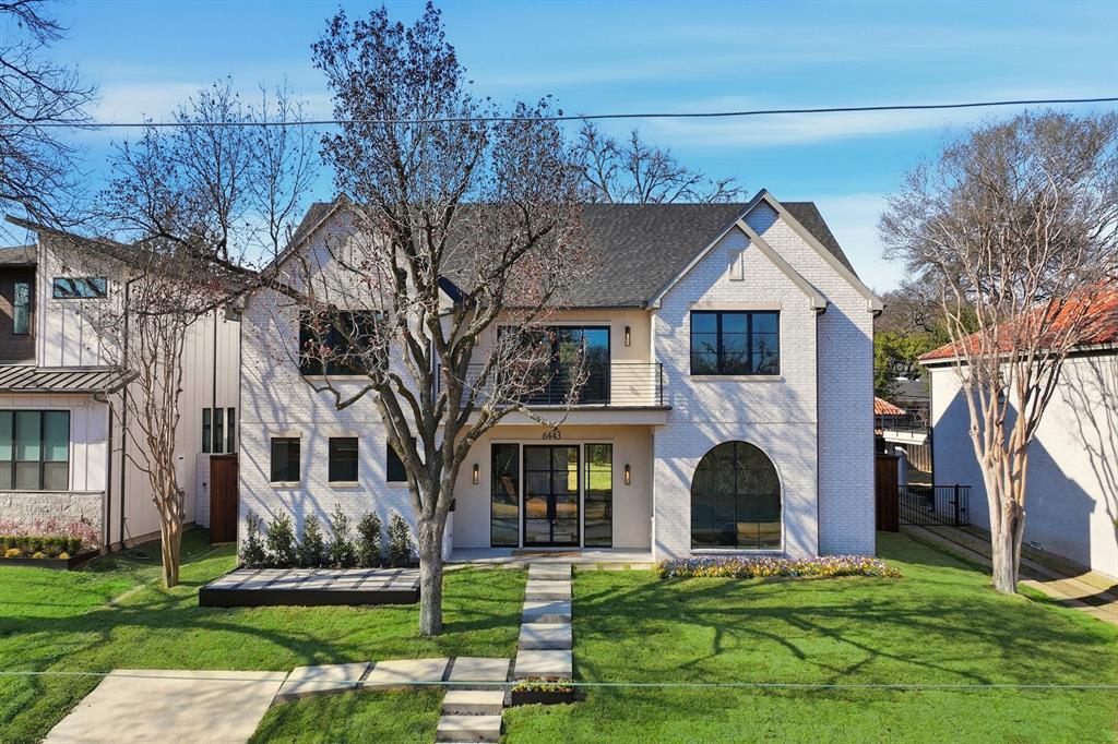 6443 Lake Circle Drive