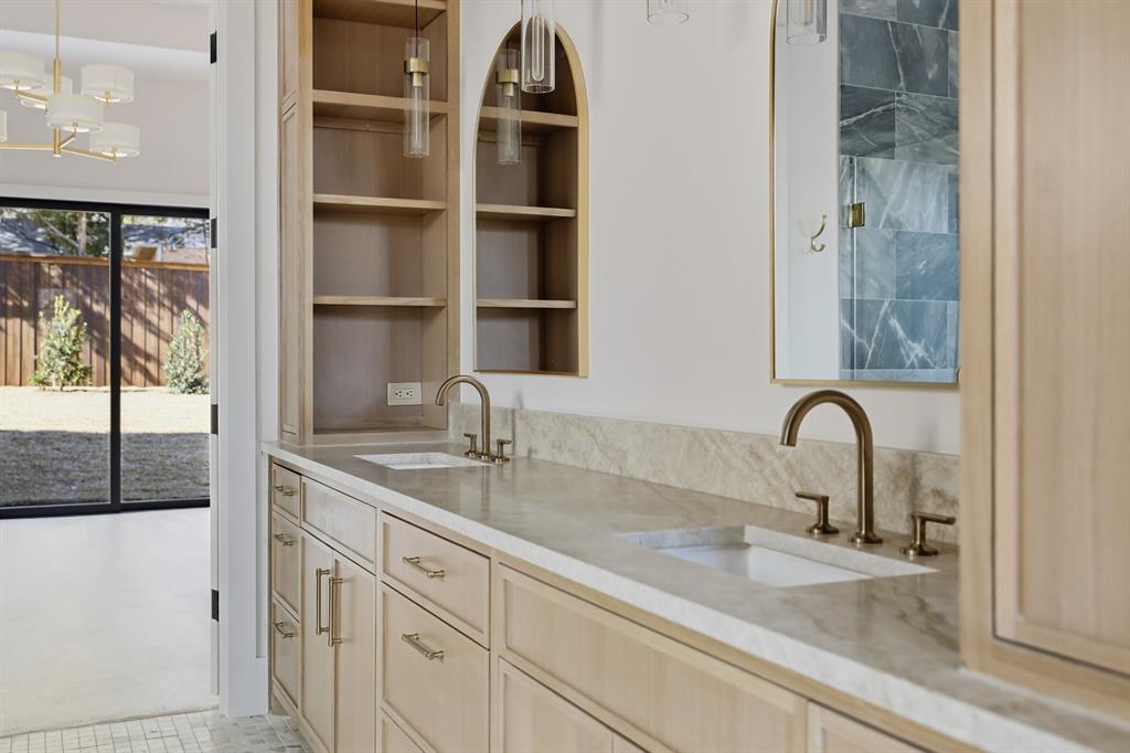 LAKEWOOD ESTATES 3 - Residential