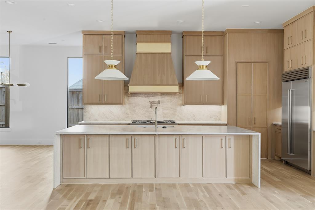 LAKEWOOD ESTATES 3 - Residential