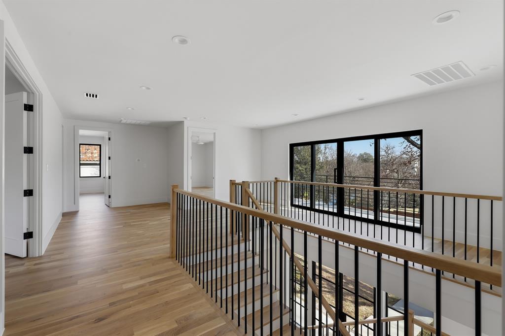 LAKEWOOD ESTATES 3 - Residential