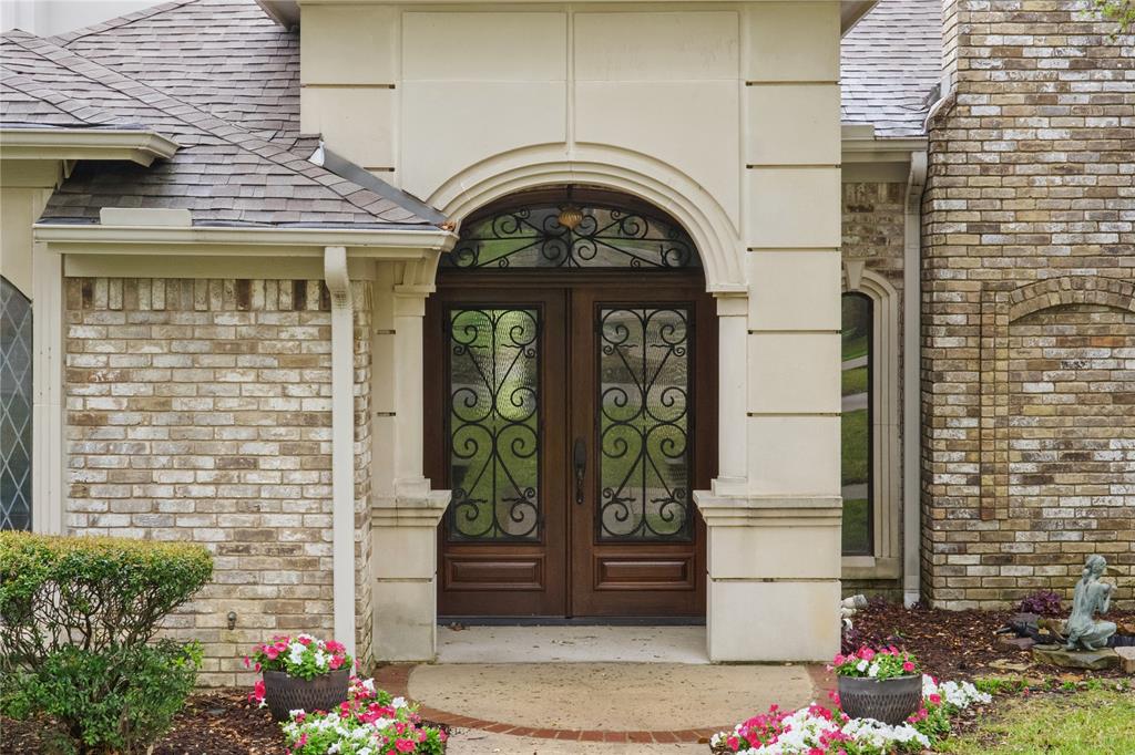 205 Carriage Trail