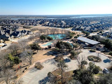 A home in Oak Point