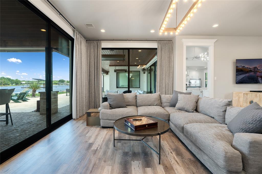 Gainesbend Park Lake - Residential