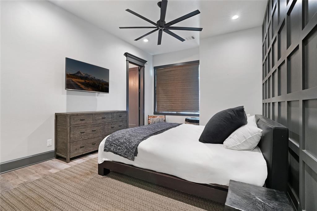 Gainesbend Park Lake - Residential