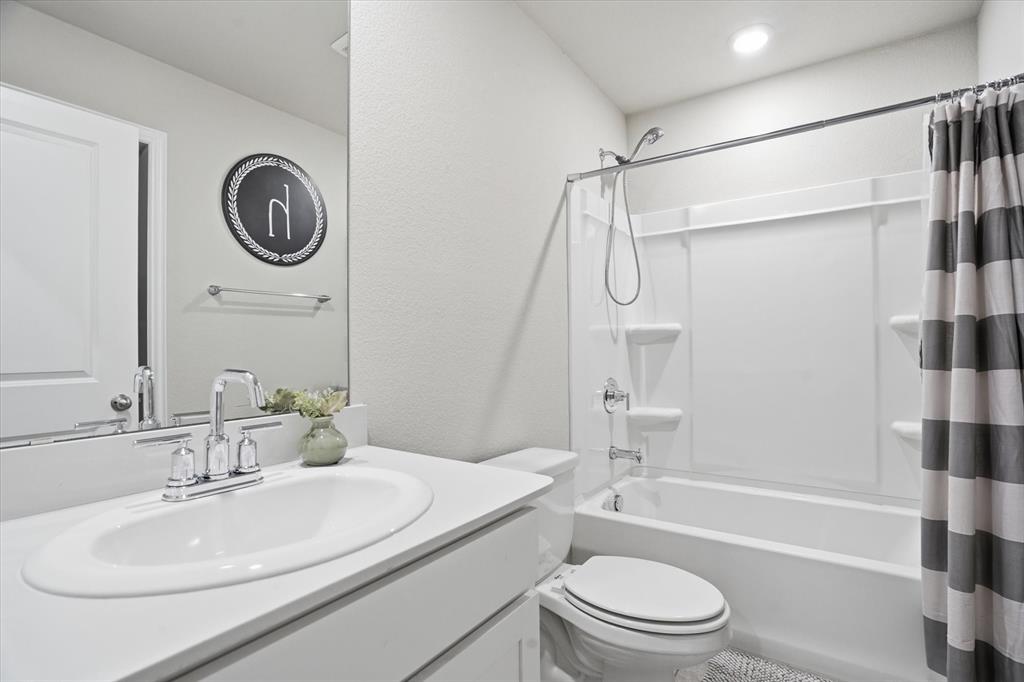 Chapin Village - Residential