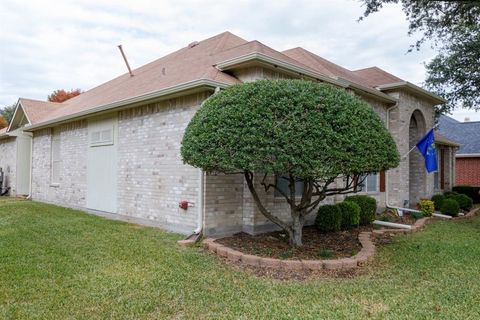 A home in Rowlett