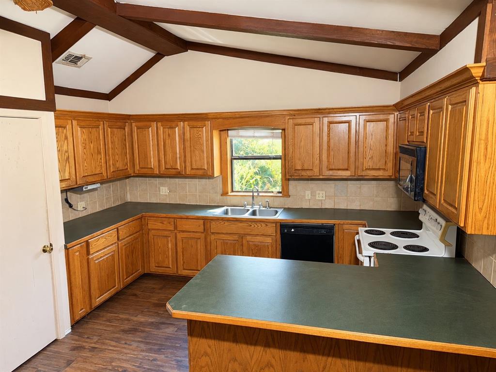 137 County Road 2362