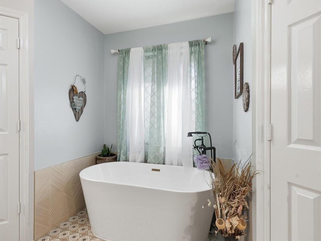 Lake Country Estates Add - Residential