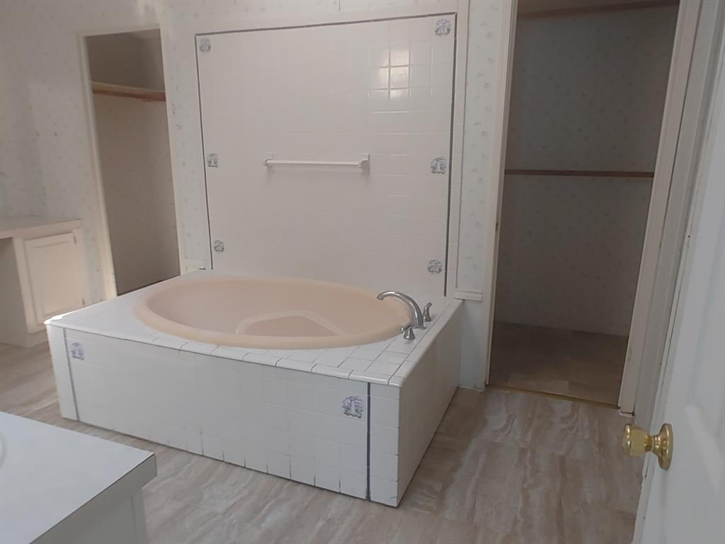 Sunflower Meadows - Residential Lease