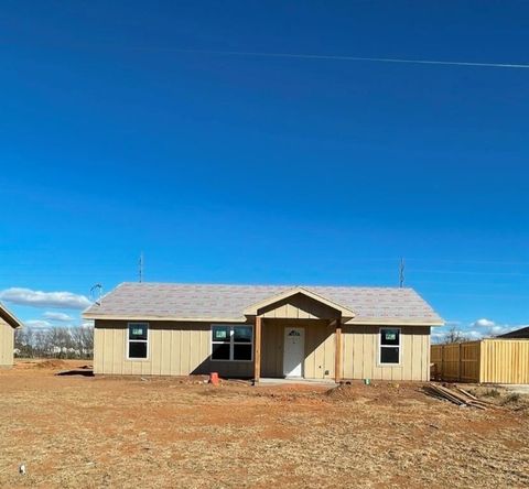 631 6th St Street Hawley TX 79525