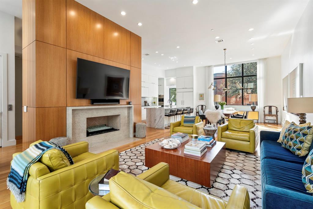 4300 Lomo Alto Drive 3