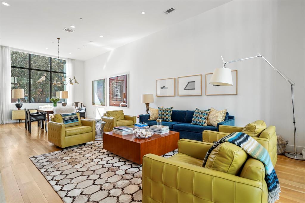 4300 Lomo Alto Drive 3