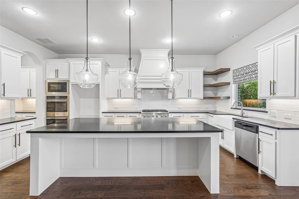 730 Ivy Glen Court