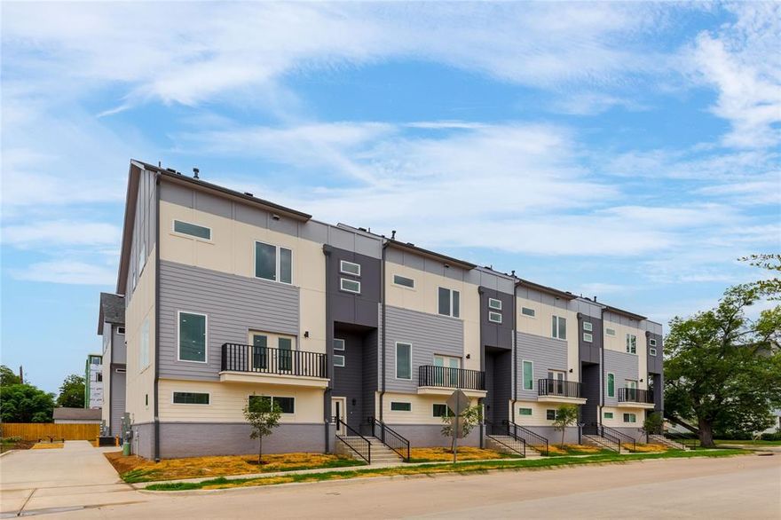 New Construction Townhome in the highly desirable Linwood neighborhood close to downtown and West 7th ST. Come check out these 3 story 3 bed 3 bath with a 2 car garage units. Stainless steel kitchen appliances, washer and dryer, and 2 in wood faux window coverings. Pet friendly for small pets with Linwood park being within walking distance. Target is just one block away. Rooftop Patio to enjoy the views of downtown Fort Worth!