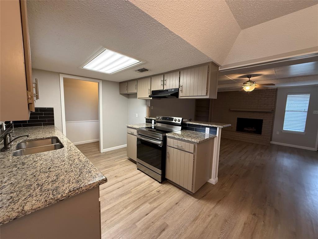 Oak Hill Estates - Residential Lease