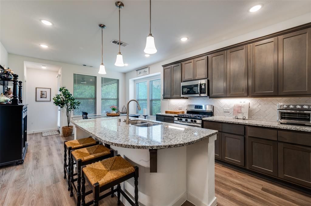 Photo of 1413 Shire Drive, Aubrey, TX 76227 (MLS # 21236784)