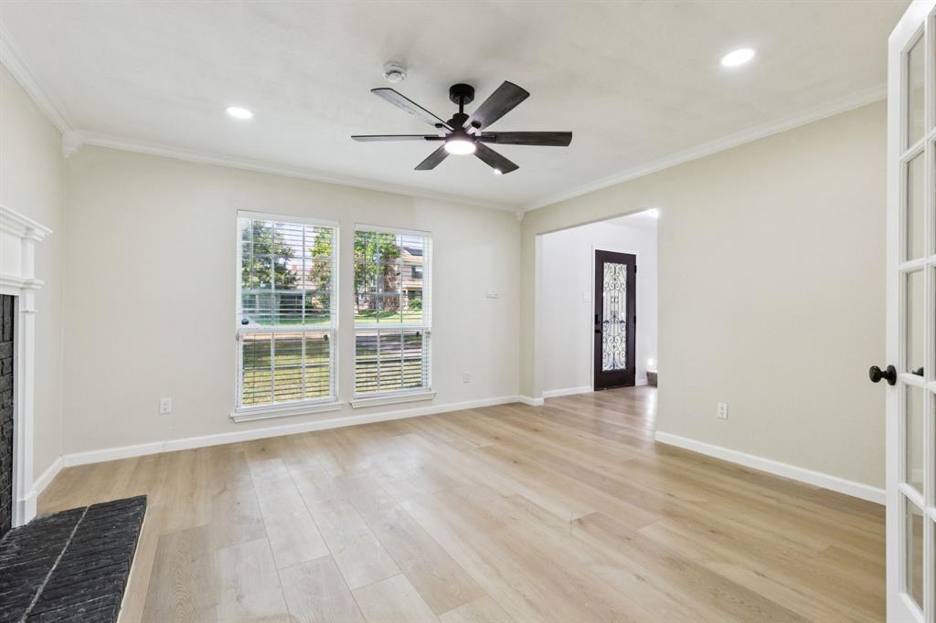 3933 Coronado Drive