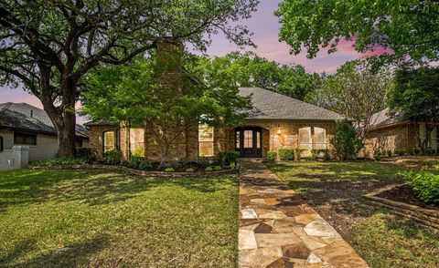 6419 Barfield Drive Dallas TX 75252