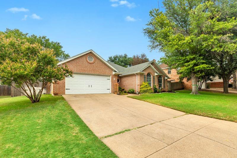 9 Crooked Creek Court