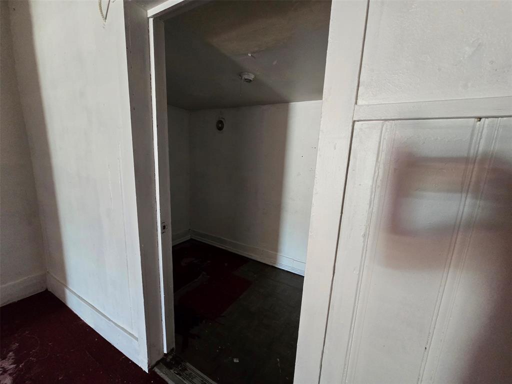 Ahler - Commercial Lease