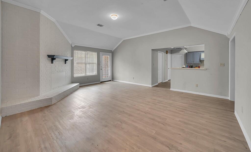 Dunwody L R - Residential