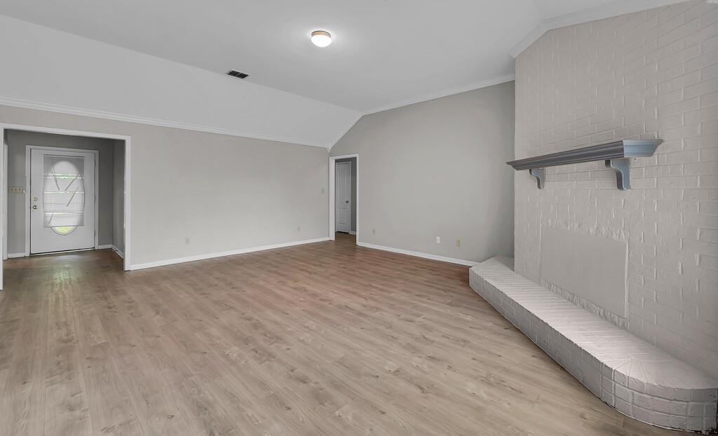 Dunwody L R - Residential