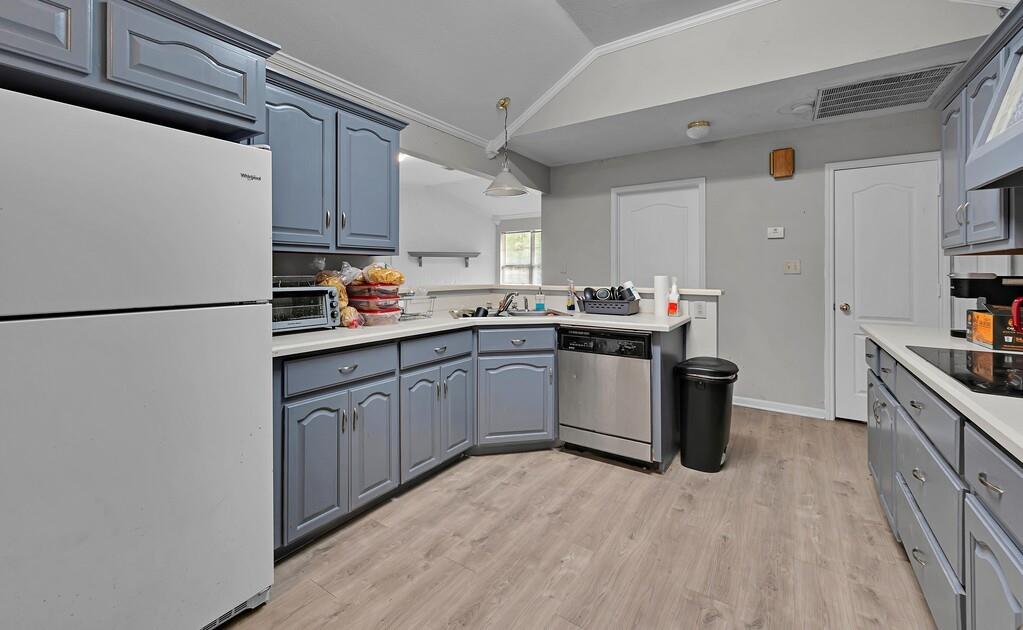 Dunwody L R - Residential