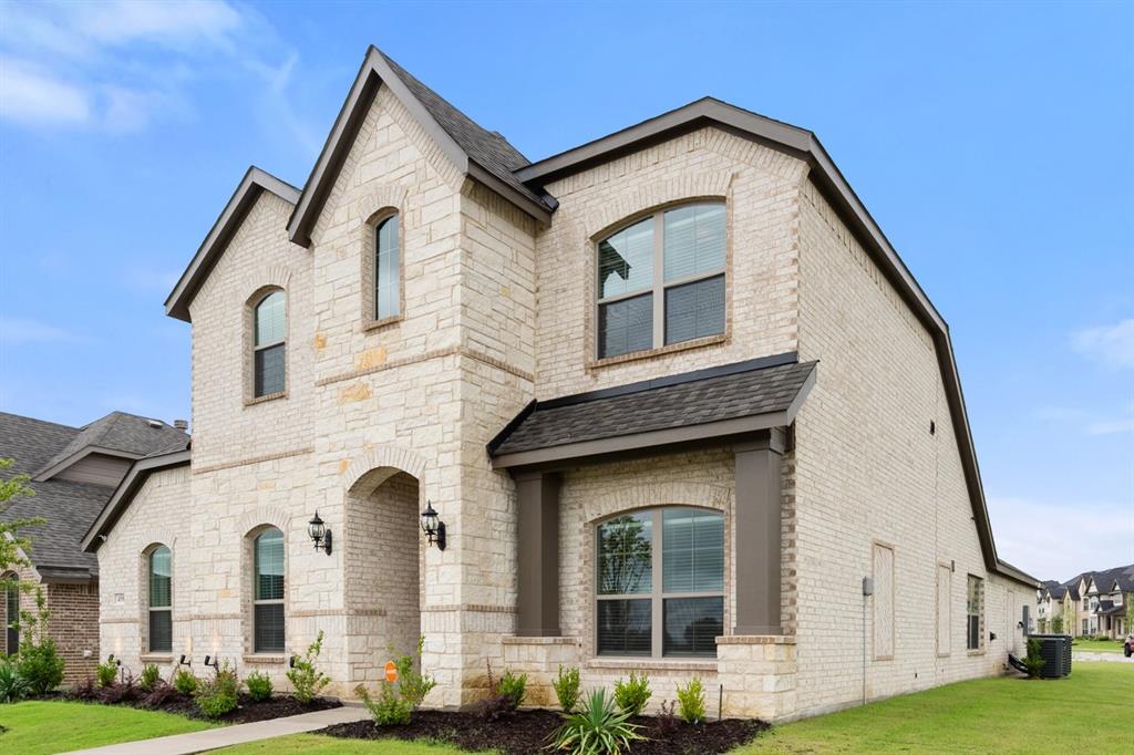 458 Red Maple Road