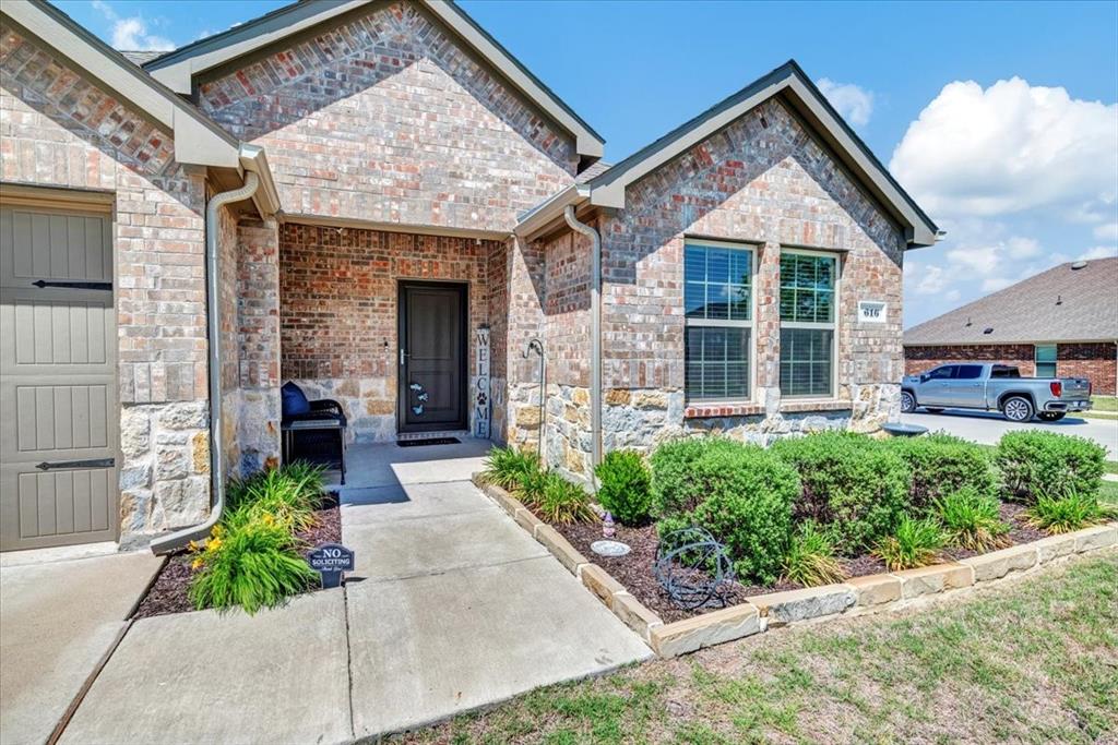 616 Stampede Lane
