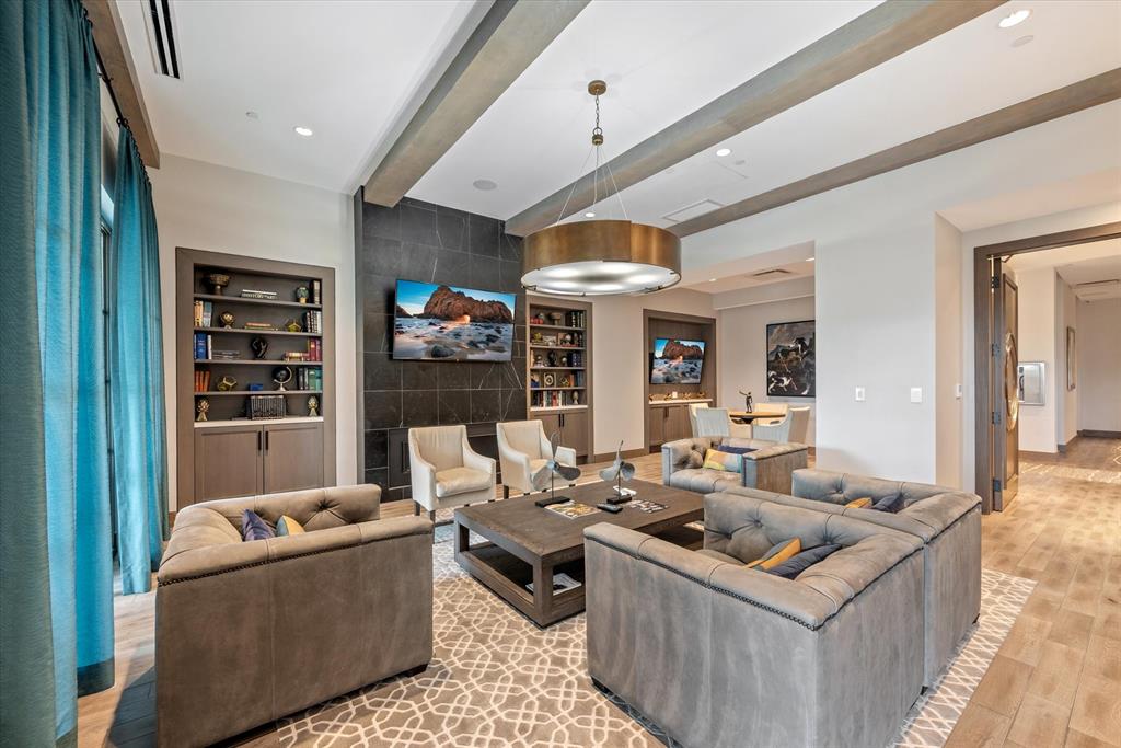 Lakeside - Residential