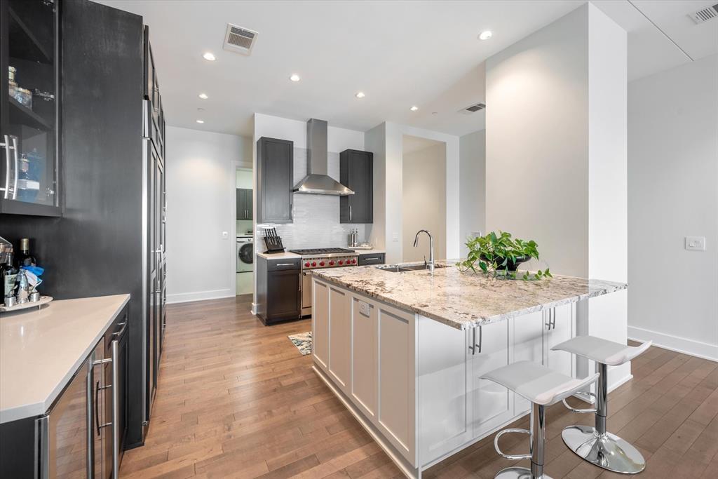 Lakeside - Residential