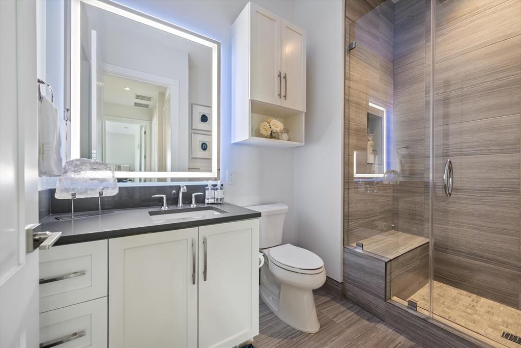 Lakeside - Residential