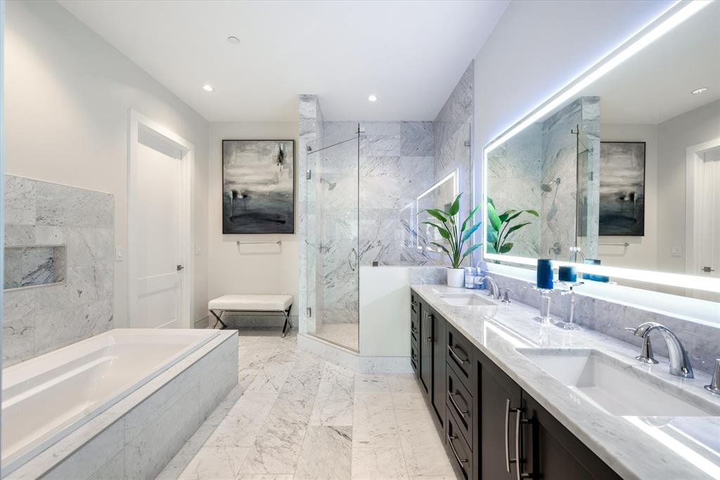 Lakeside - Residential