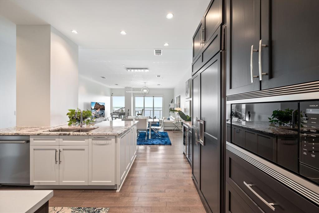 Lakeside - Residential