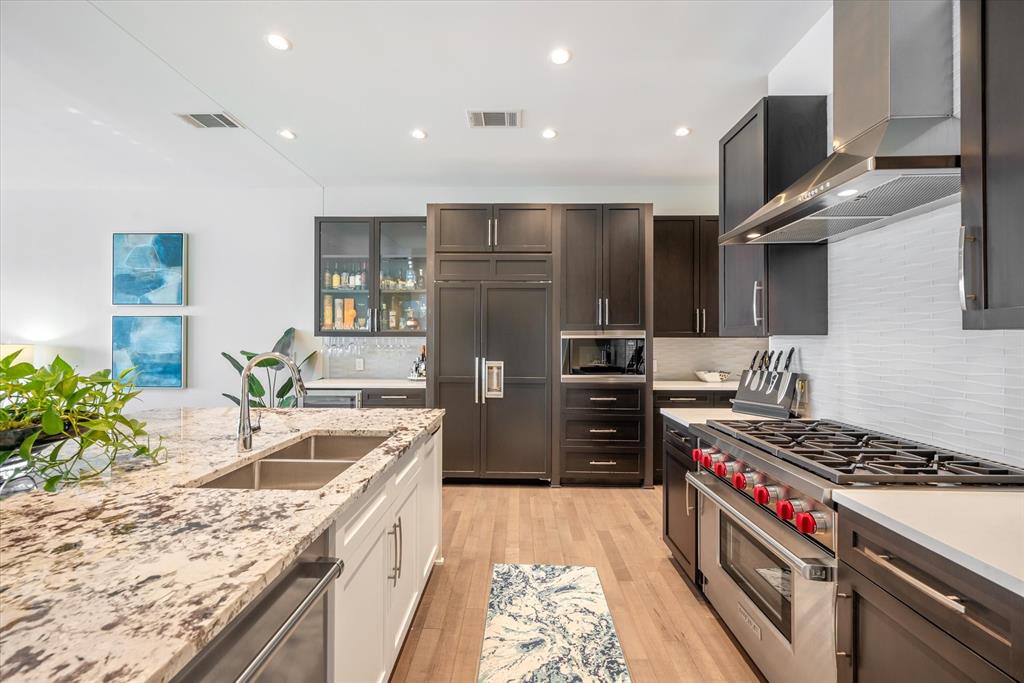 Lakeside - Residential