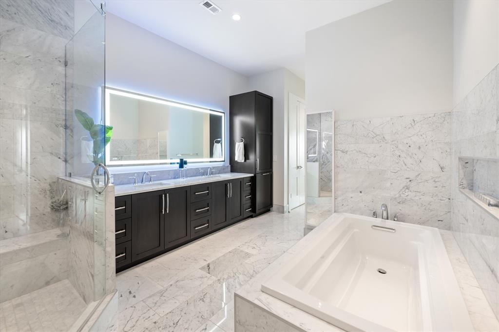 Lakeside - Residential