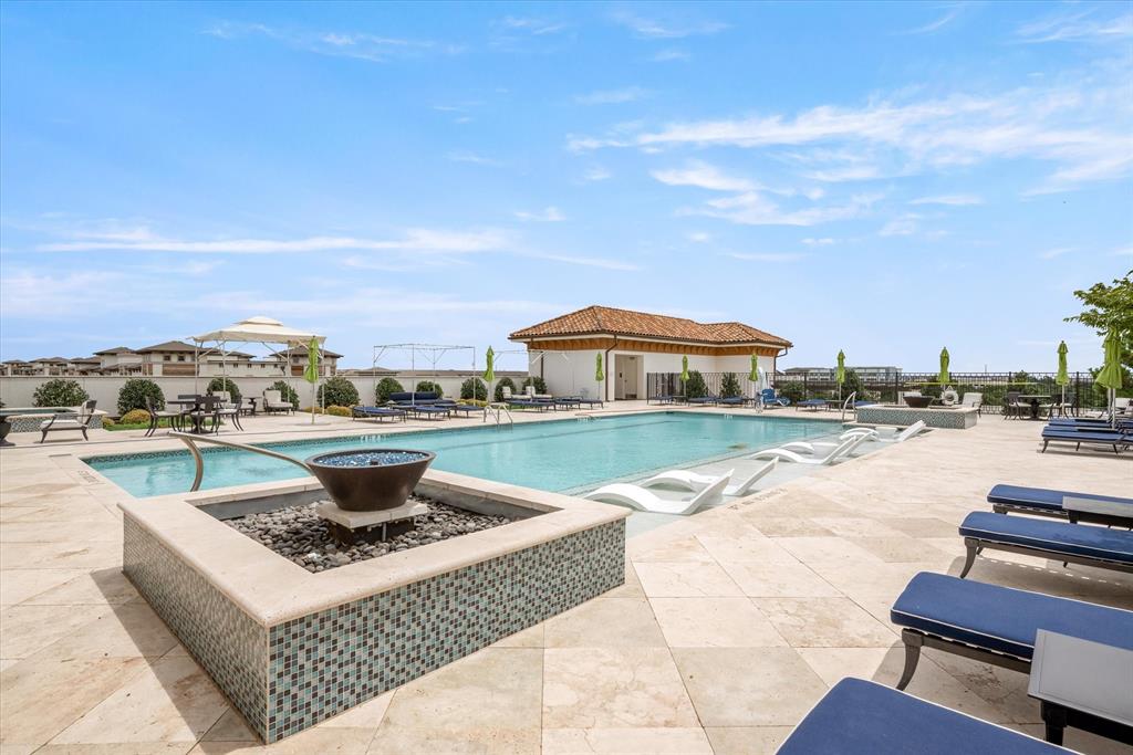 Lakeside - Residential