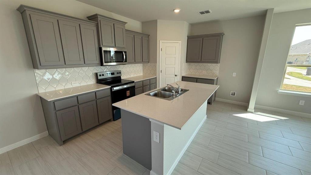 105 SEABISCUIT Court