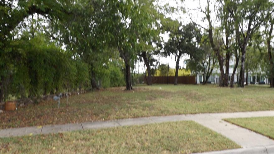 Prime Redevelopment Opportunity near Downtown Dallas.
Discover the potential of this 7143 square foot lot located within a Planned Development District, PD 595, near Fair Park. Current zoning allows a variety of uses, including single family, multifamily, and mixed use residential as well as retail or office development. All utilities are available on site, offering a head start for your next project.
Conveniently located minutes from downtown Dallas, major highways, schools, and shopping. Ideal for a custom builder, investor, or small infill developer looking for strong growth potential in a rapidly transforming area.
Buyer and buyers agent to verify PD zoning ordinance, setbacks, and all development requirements with the City of Dallas.