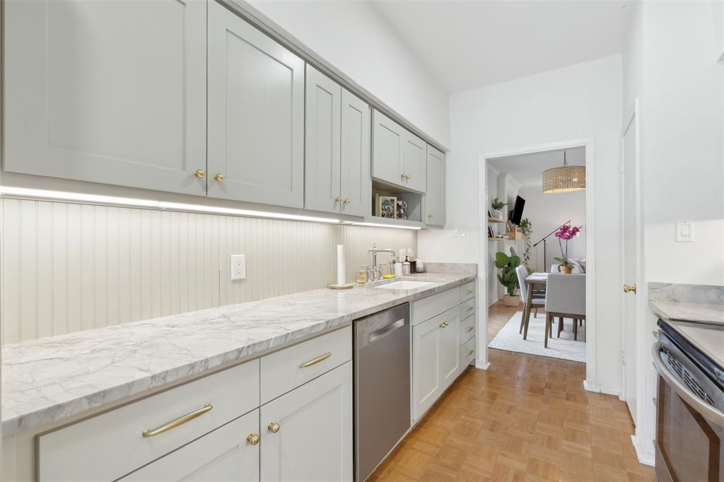 Royale Orleans North Condo - Residential Lease