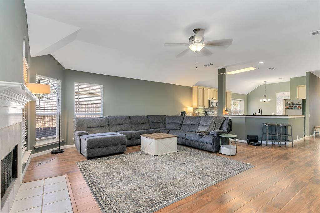 Lakewood Ph Mt Valley 01 Country - Residential