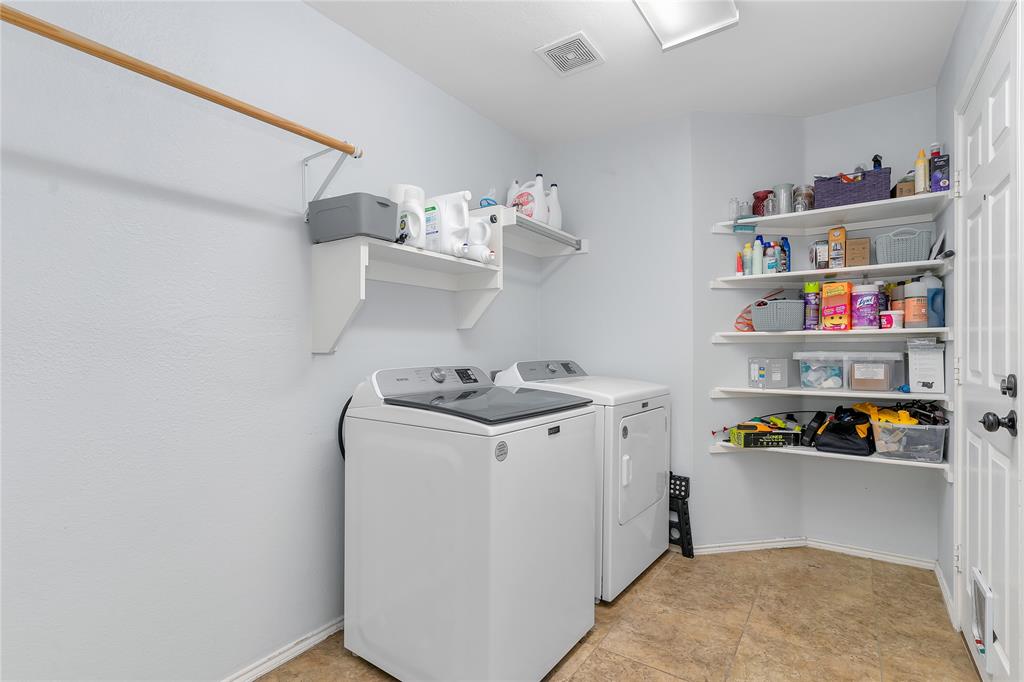 Lakewood Ph Mt Valley 01 Country - Residential