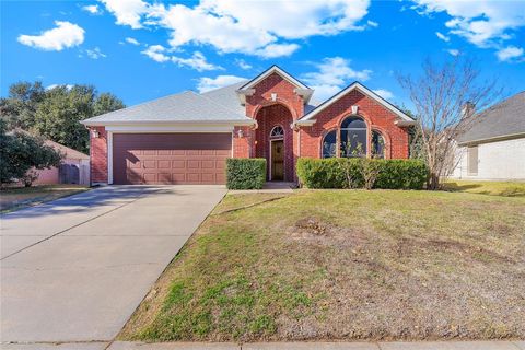 2536 Briarcrest Drive Burleson TX 76028