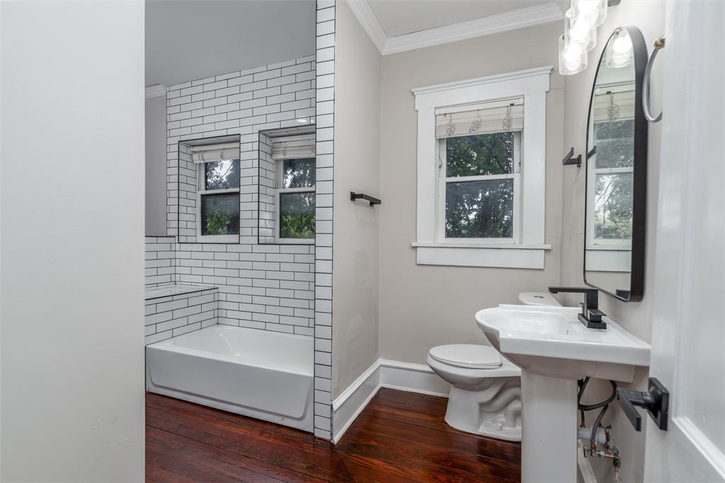 A C Ardreys - Residential Lease