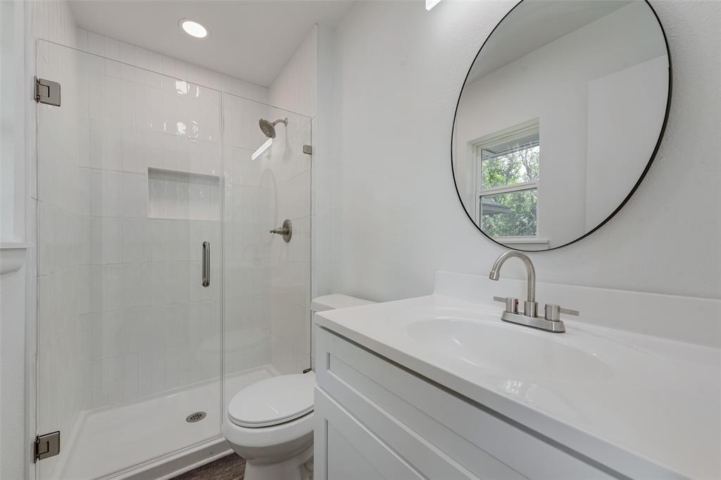 University-Rev - Residential