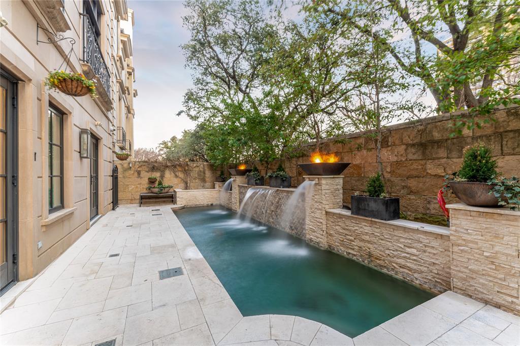 Place Des Vosges - Residential