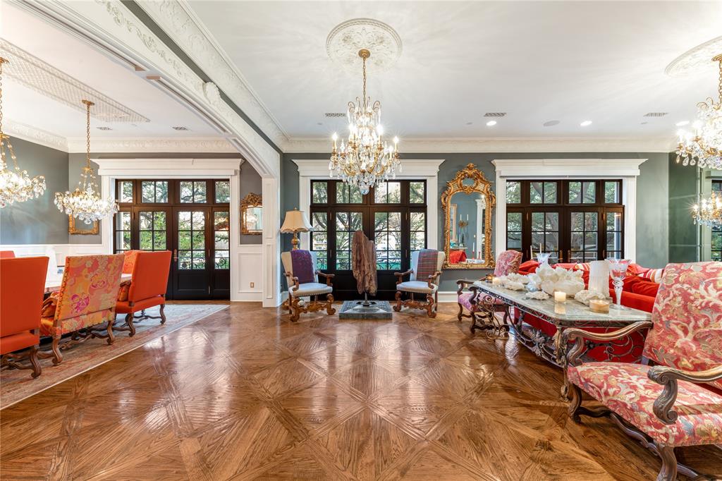 3901 Turtle Creek Boulevard 15