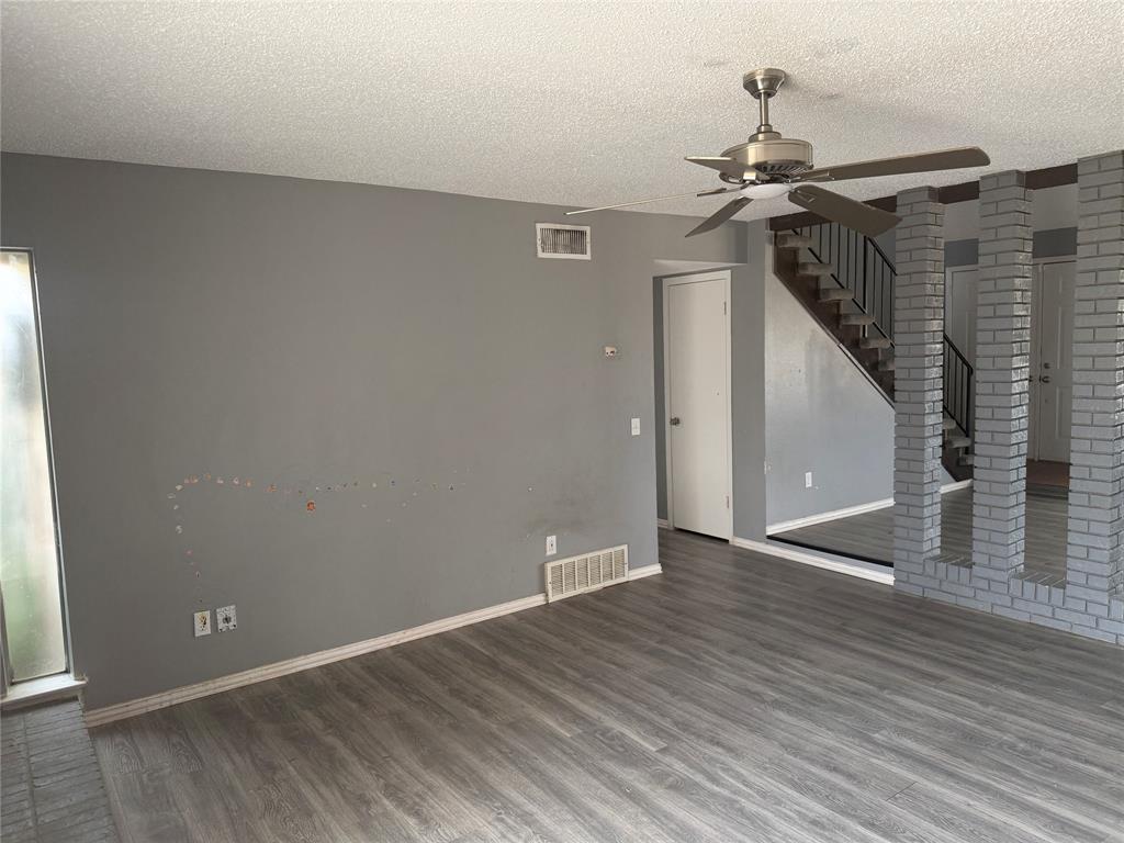 Town North Park 01 - Residential